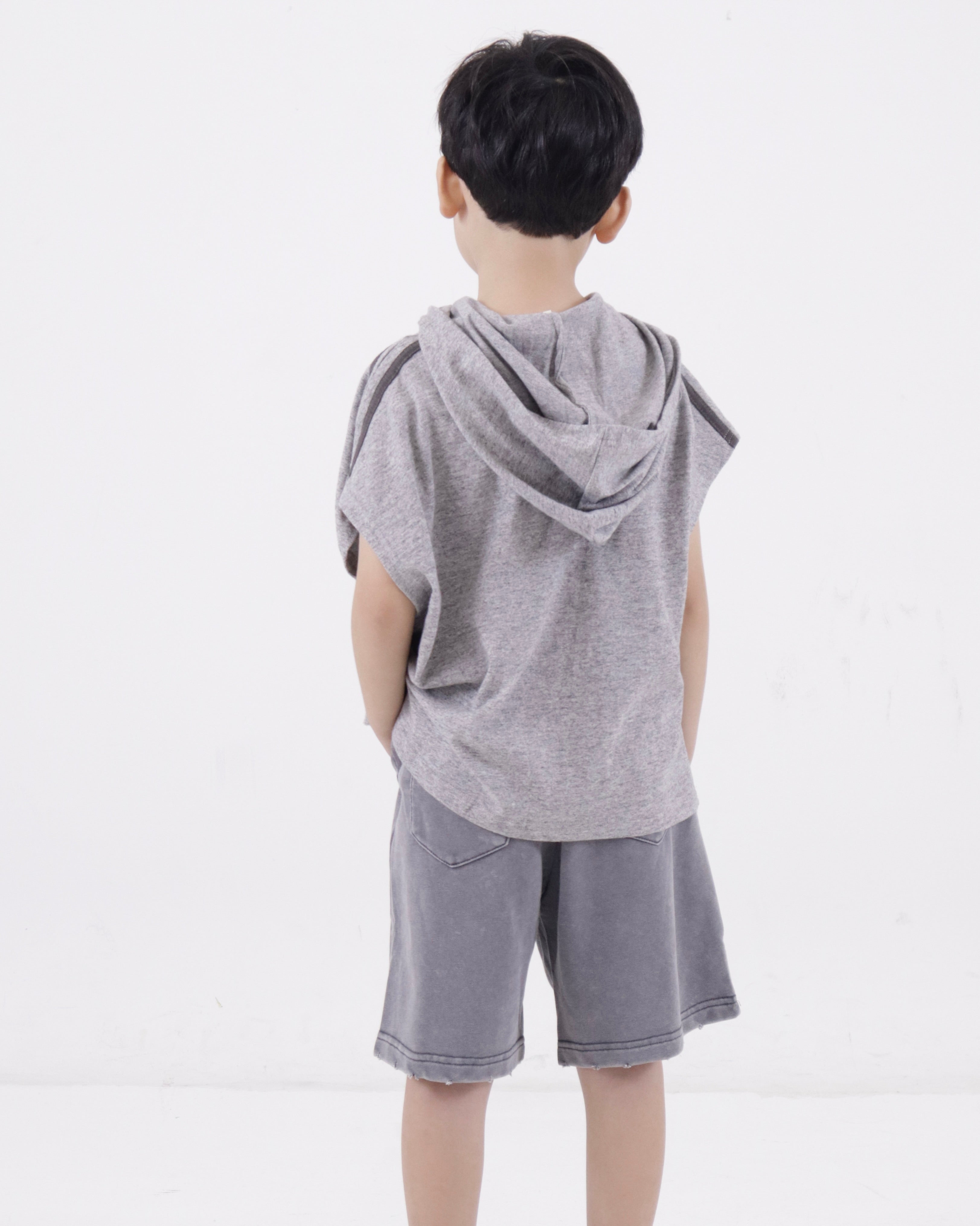 Sleeveless Hoodie (Ready Stock)
