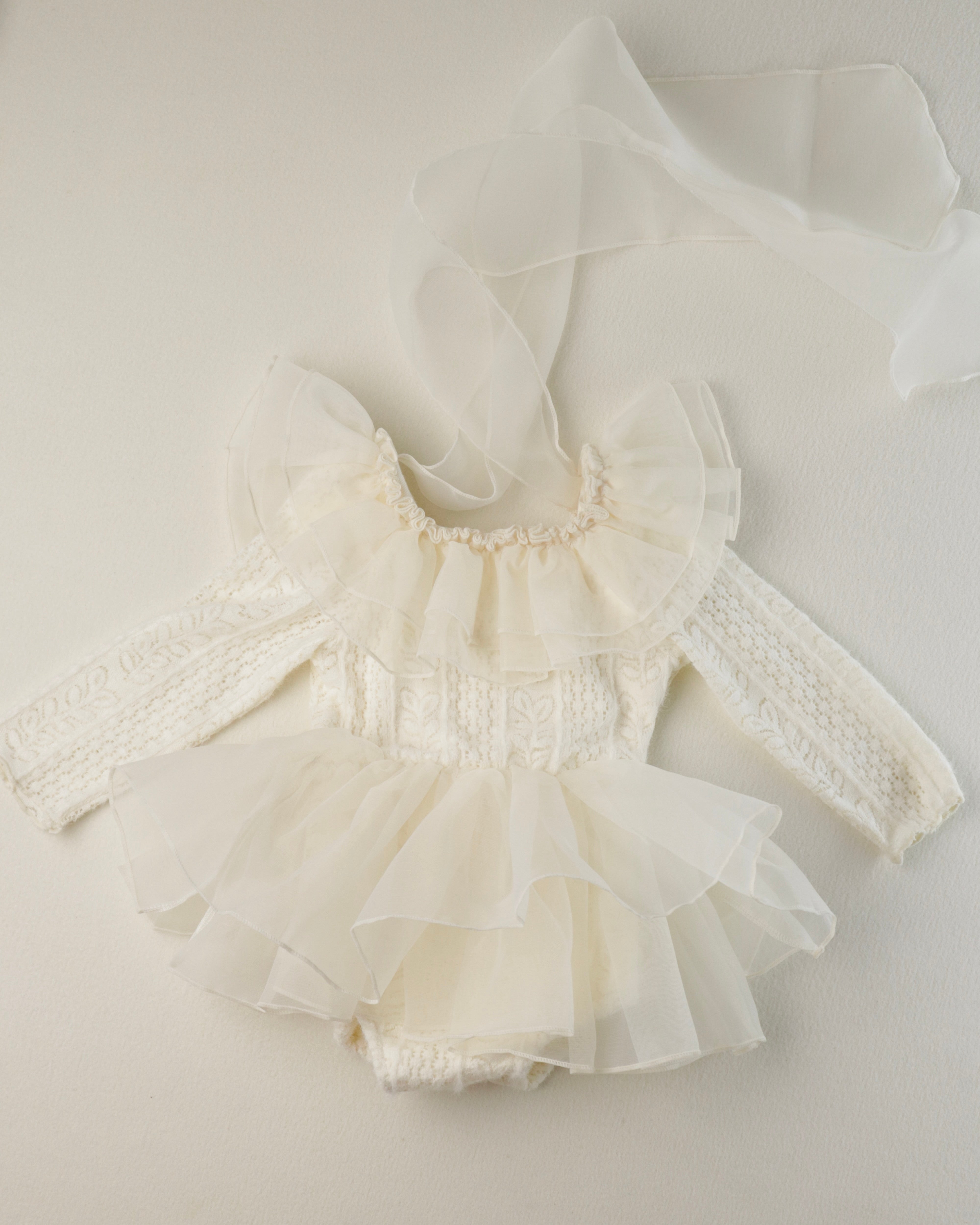 Romance de Crème Baby Suit (Ready Stock)