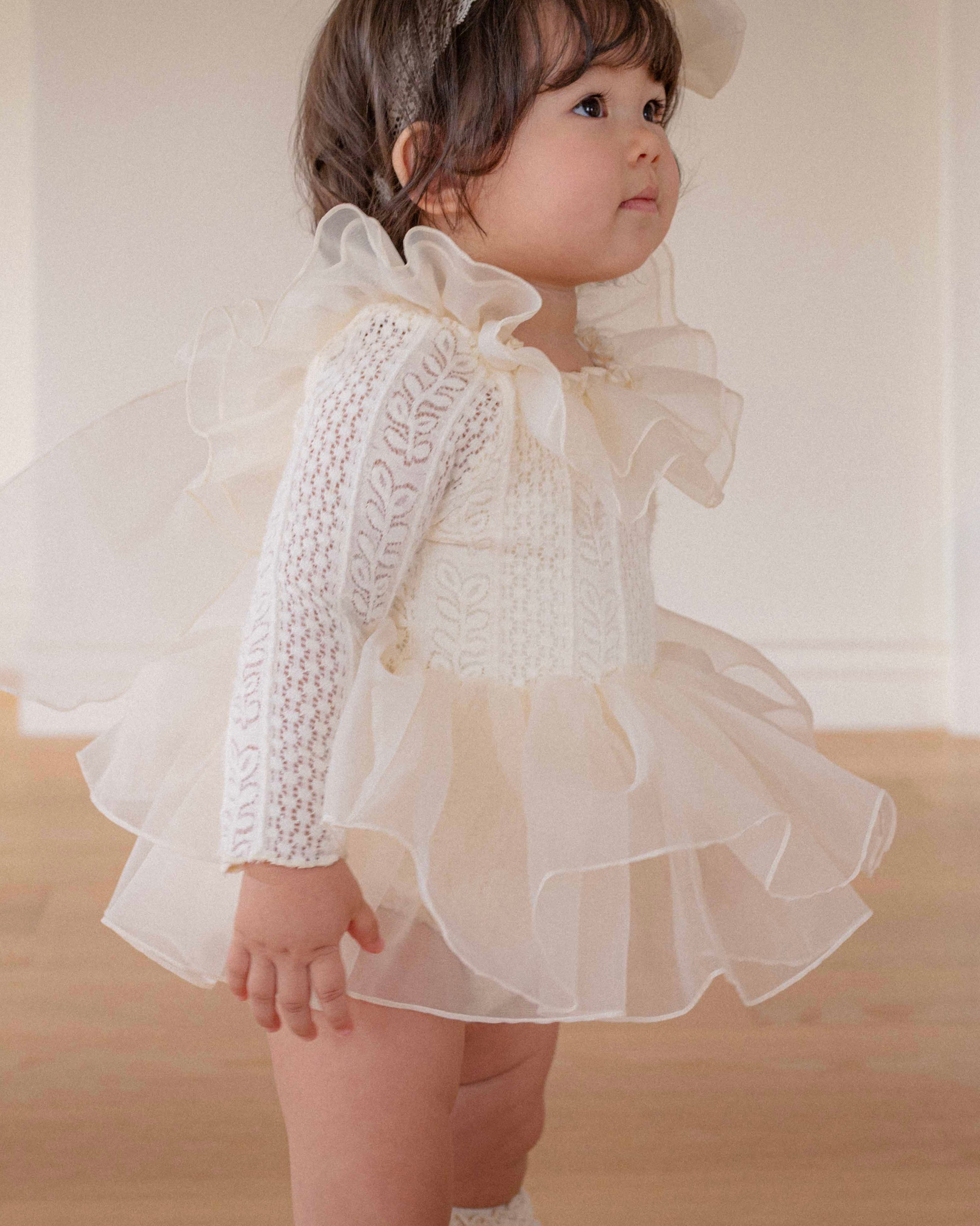 Romance de Crème Baby Suit (Ready Stock)