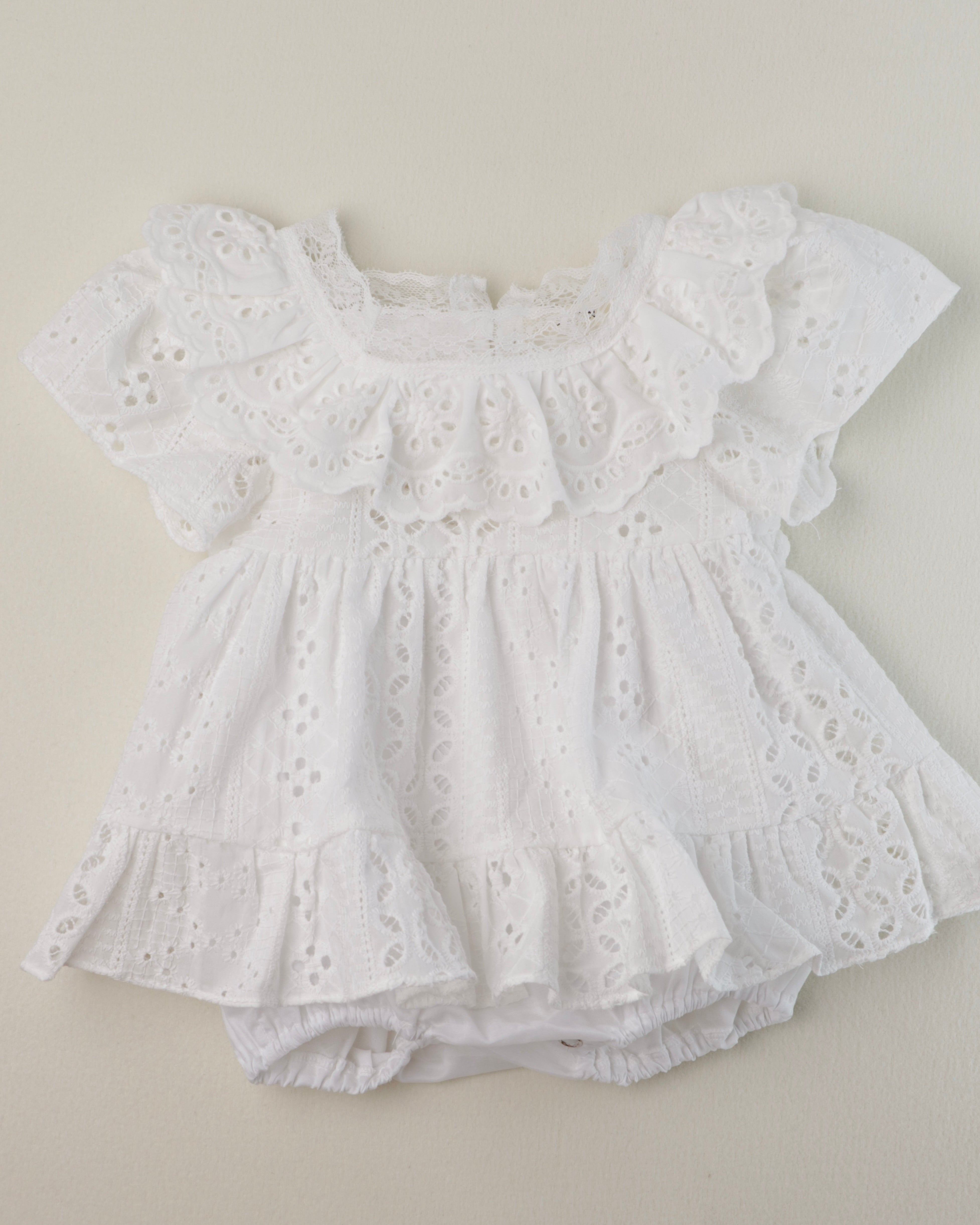 Oren Foret Eyelet Lace Baby Romper (Ready Stock)