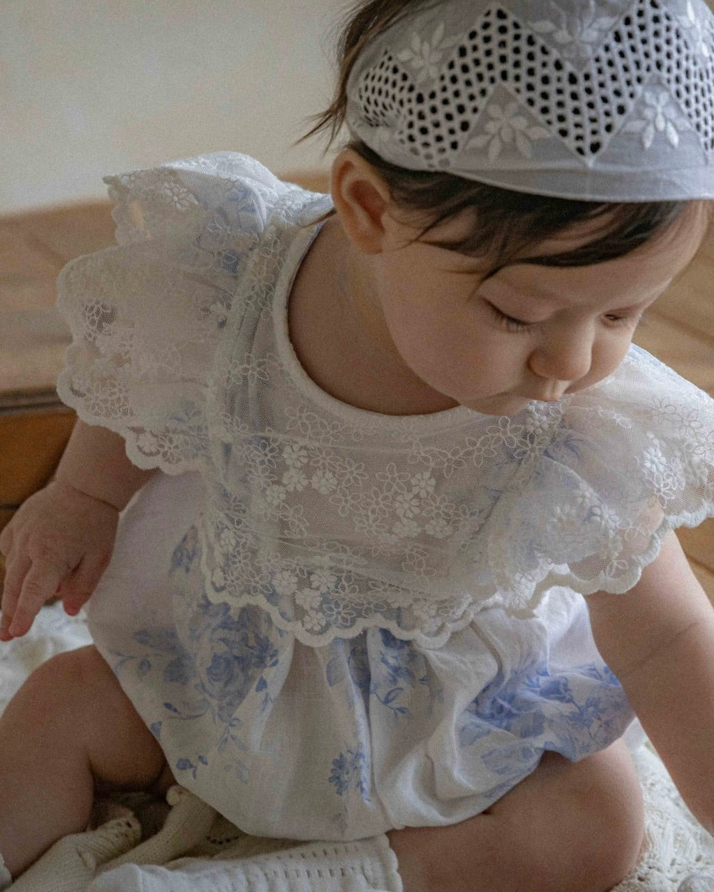 Bebe Helena Lace Suit(Ready Stock)