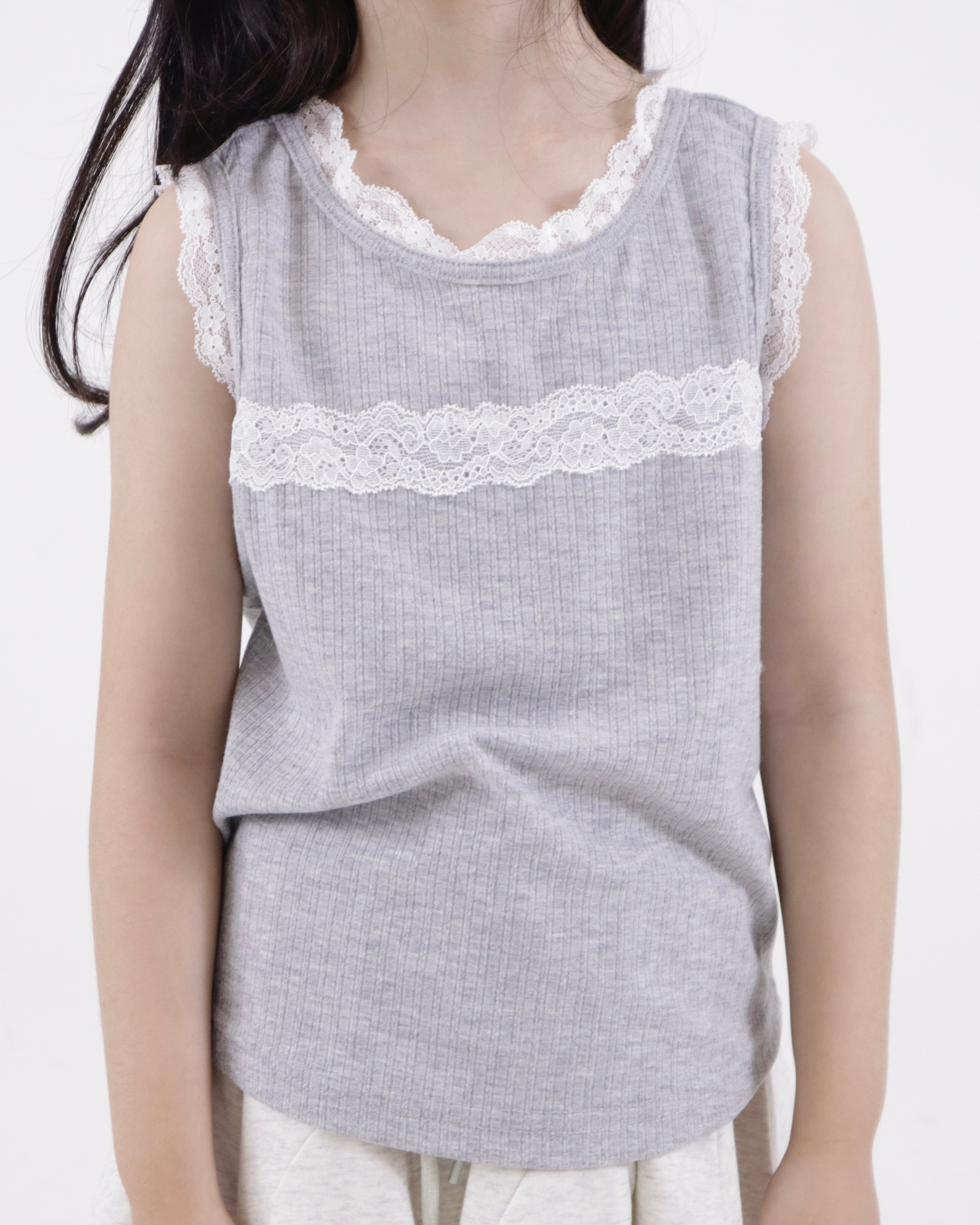 Sleeveless Lace Tee (Ready Stock)