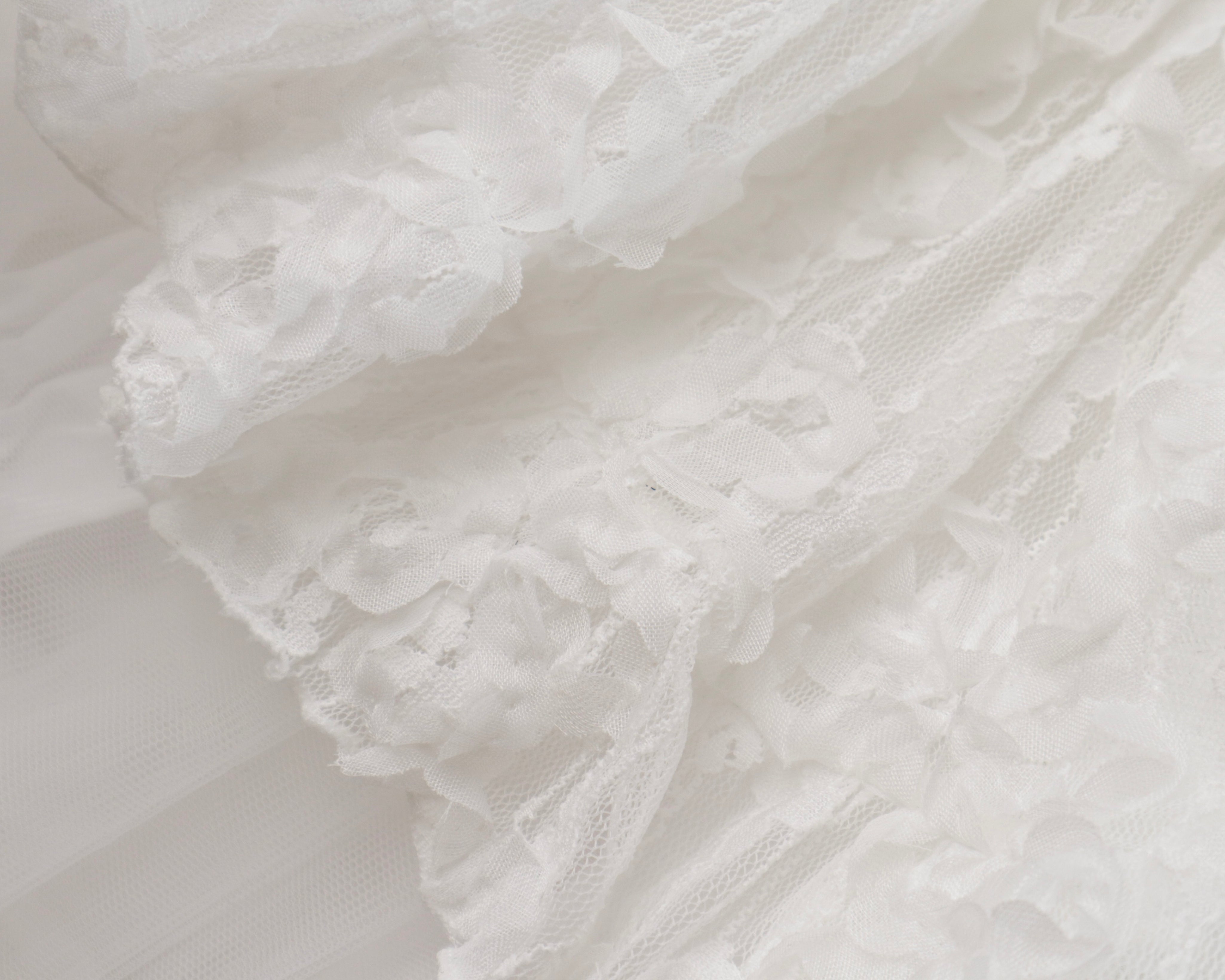 Oren Frilly Lace Romper Dress (Ready Stock)