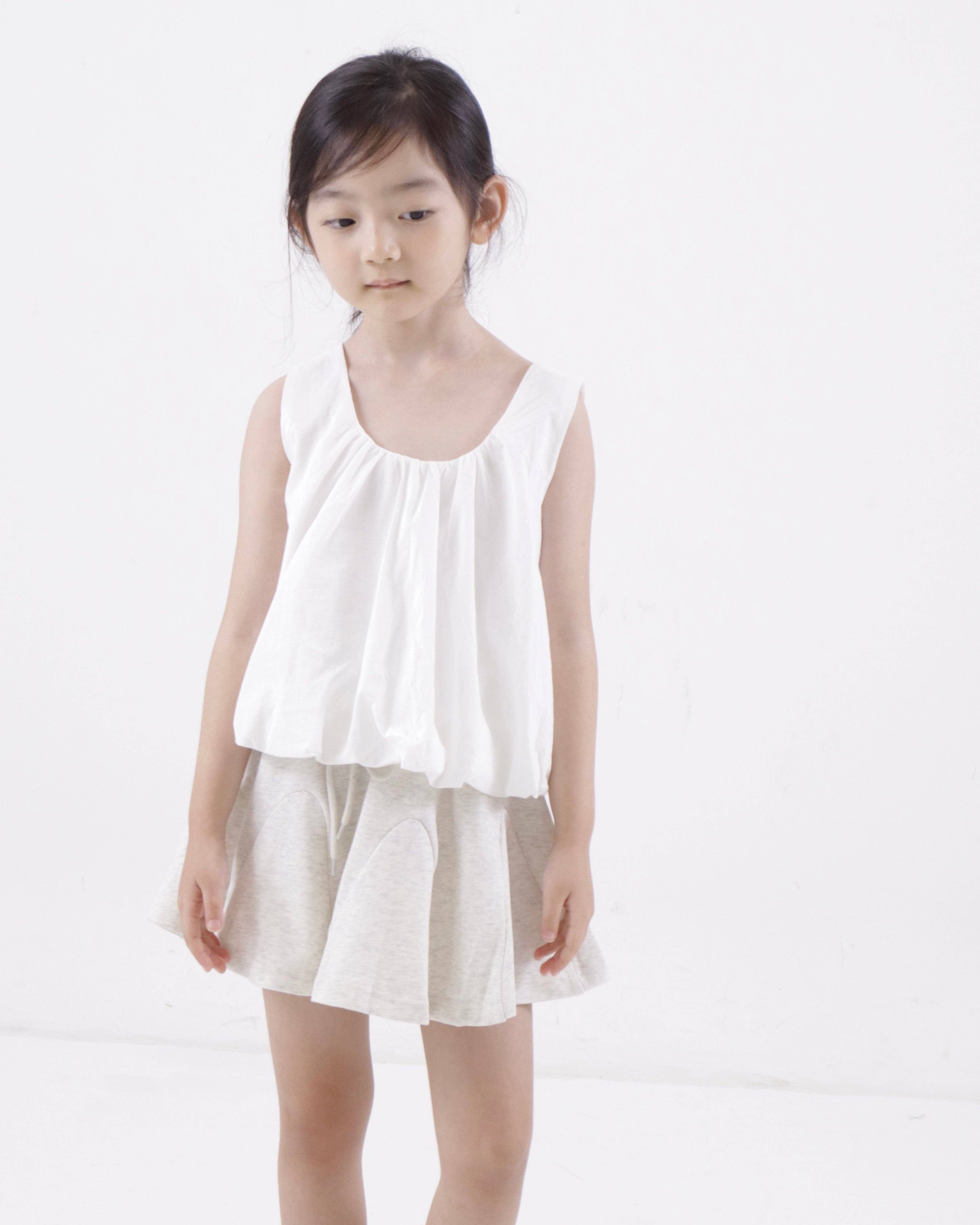 DM. Sleeveless Blouse (Ready Stock)