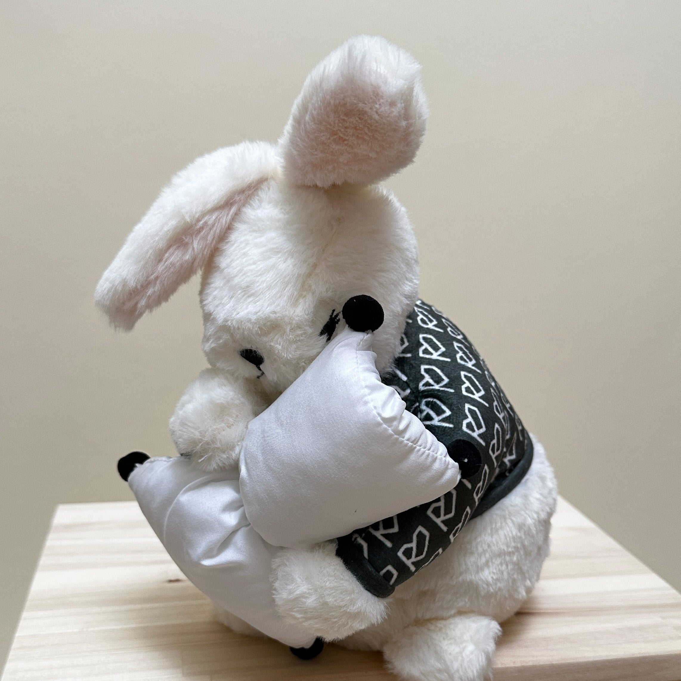 Playful Hearts Bunny